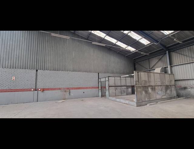 4,911M² WAREHOUSE FOR SALE IN SELBY